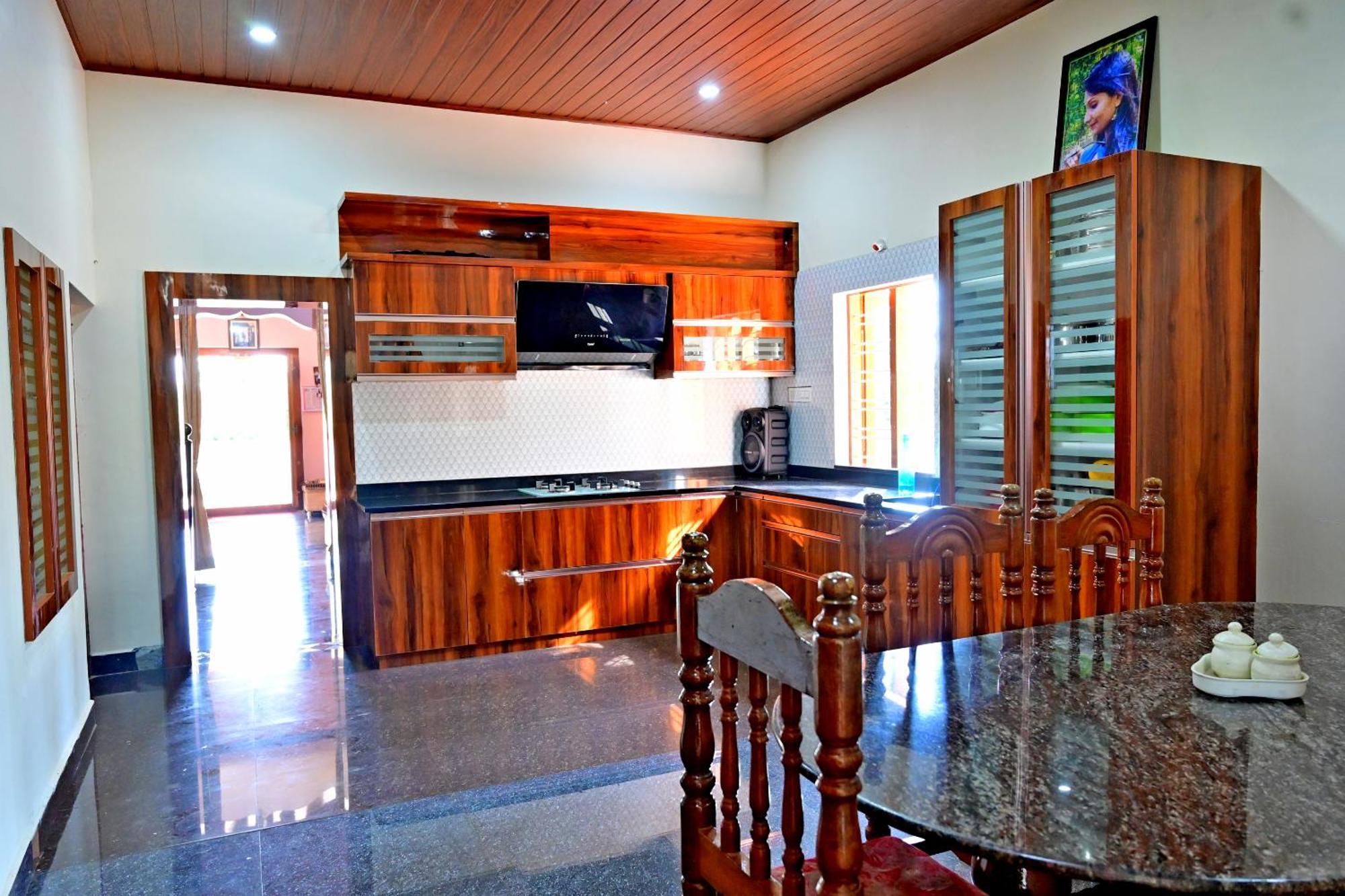 Hulihara Homestay - Full Villa, Coffee Estate & Balcony View Sakleshpur Εξωτερικό φωτογραφία