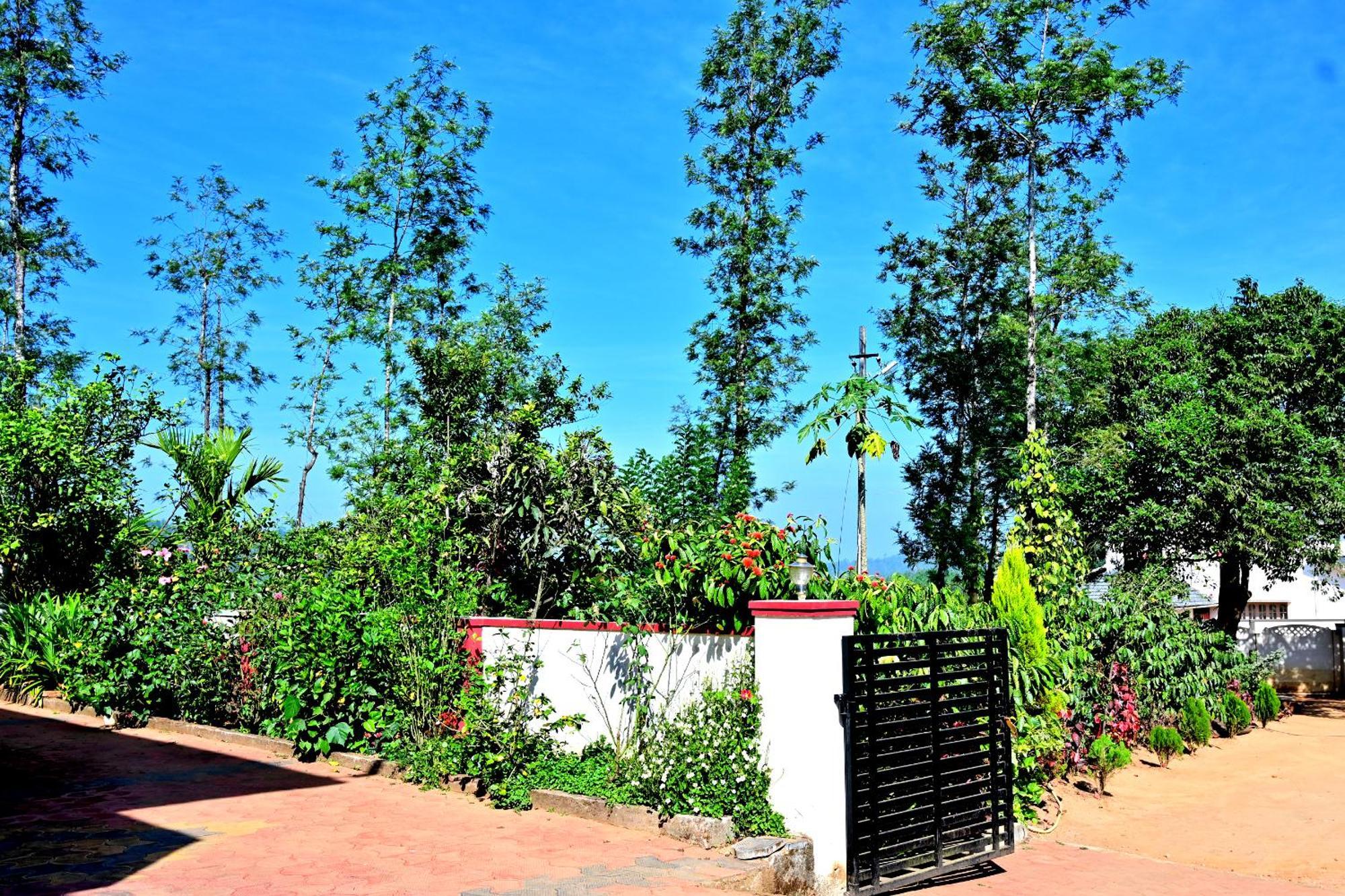 Hulihara Homestay - Full Villa, Coffee Estate & Balcony View Sakleshpur Εξωτερικό φωτογραφία