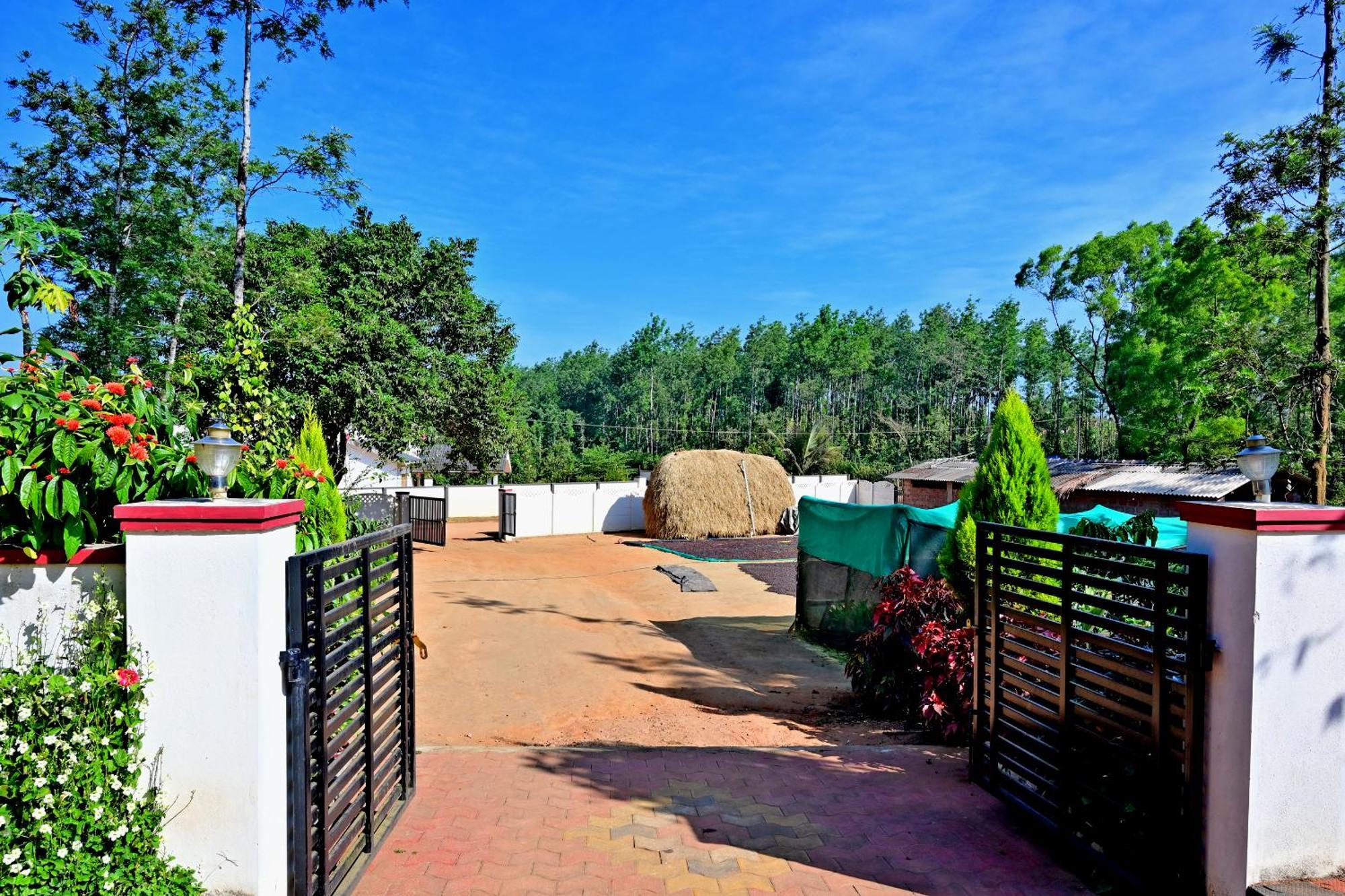 Hulihara Homestay - Full Villa, Coffee Estate & Balcony View Sakleshpur Εξωτερικό φωτογραφία