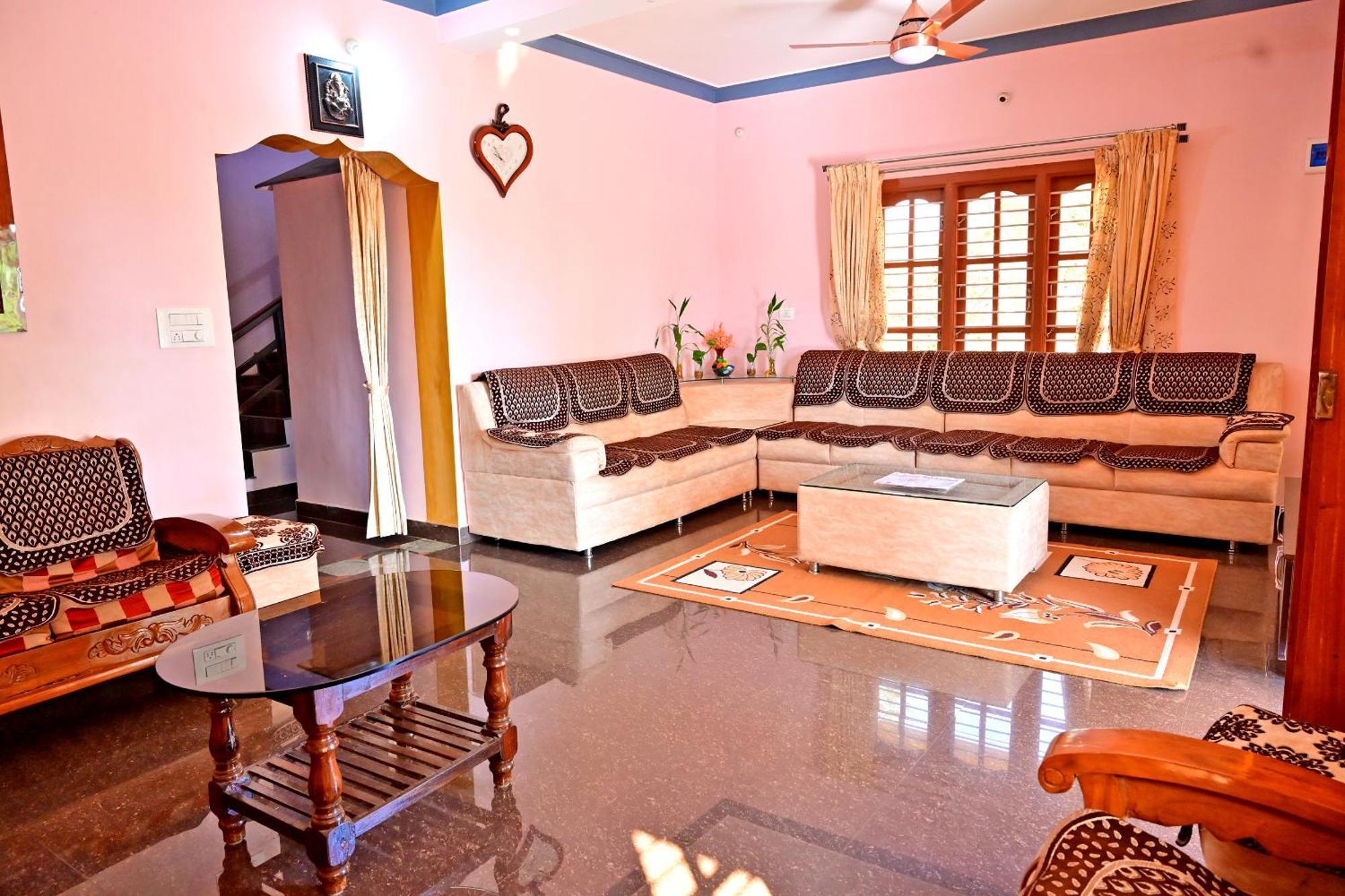 Hulihara Homestay - Full Villa, Coffee Estate & Balcony View Sakleshpur Εξωτερικό φωτογραφία